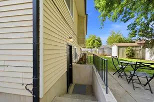 1030 N 250 W, Layton, UT 84041 - Photo 29