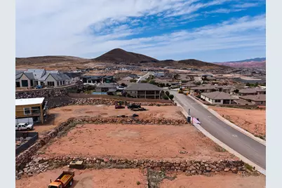 1427 W 725 S #02, Hurricane, UT 84737 - Photo 7