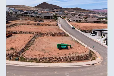 1373 W 725 S, Hurricane, UT 84737 - Photo 5