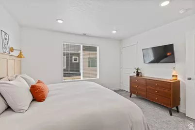 1093 E Yard Row, Saratoga Springs, UT 84045 - Photo 11