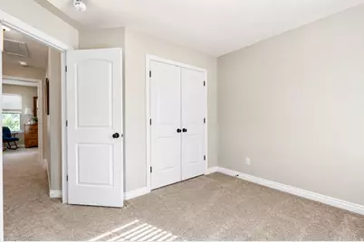896 S Crescent Dr, Mapleton, UT 84664 - Photo 23