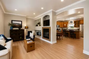 896 S Cres Dr, Mapleton, UT 84664 - Photo 3