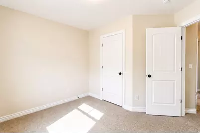 896 S Crescent Dr, Mapleton, UT 84664 - Photo 21