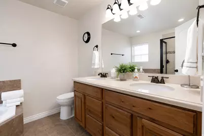 896 S Crescent Dr, Mapleton, UT 84664 - Photo 15