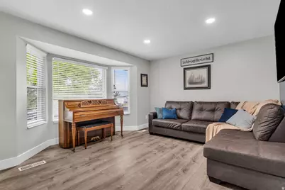 1495 N 330 W, Pleasant Grove, UT 84062 - Photo 5