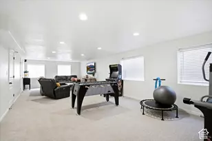 945 E James Cir S, Clearfield, UT 84015 - Photo 19