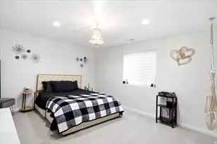945 E James Cir S, Clearfield, UT 84015 - Photo 21