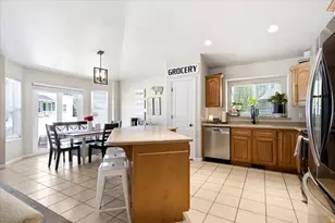 945 E James Cir S, Clearfield, UT 84015 - Photo 7