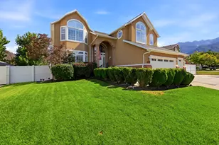 2749 E Glenn Abbey Cir S, Sandy, UT 84093 - Photo 3