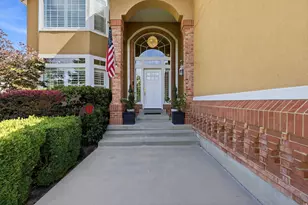 2749 S Glenn Abbey Cir E, Sandy, UT 84093 - Photo 5