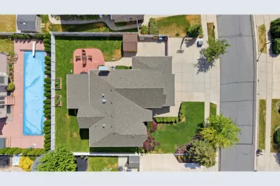 2749 E Glenn Abbey Cir S, Sandy, UT 84093 - Photo 43