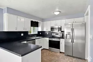 887 S 150 W, Tremonton, UT 84337 - Photo 5