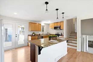 5826 S Village Way E, South Ogden, UT 84403 - Photo 9