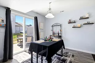 652 W 800 N, Clinton, UT 84015 - Photo 5