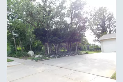 2148 S Carolyn Way, Bountiful, UT 84010 - Photo 37