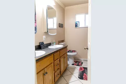 2105 W 3875 S, Roy, UT 84067 - Photo 9