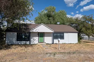 705 S 100 E, Nephi, UT 84648 - Photo 1