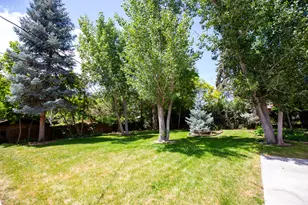 2651 E Lincoln Ln, Holladay, UT 84124 - Photo 9