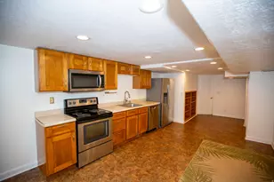 2651 E Lincoln Ln, Holladay, UT 84124 - Photo 51