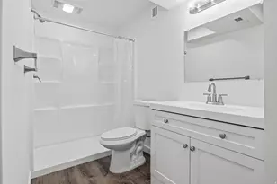 4515 Hurstbourne Dr E, Eagle Mountain, UT 84005 - Photo 21