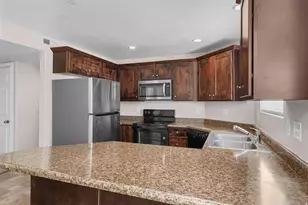 8264 S Resaca Dr, Sandy, UT 84070 - Photo 11