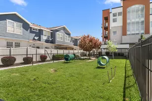 8264 S Resaca Dr, Sandy, UT 84070 - Photo 27