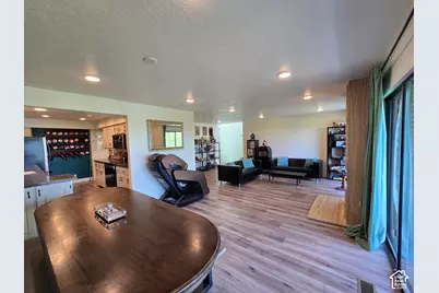 2727 N Edgewood Dr, Provo, UT 84604 - Photo 3