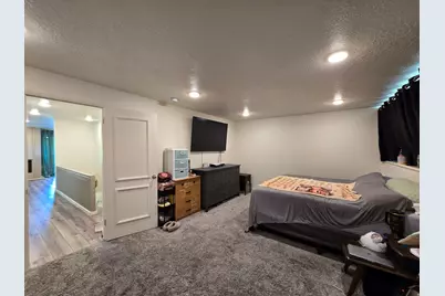 2727 N Edgewood Dr, Provo, UT 84604 - Photo 13