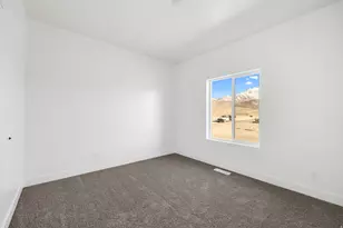 1611 S Sageberry Dr, Santaquin, UT 84655 - Photo 17
