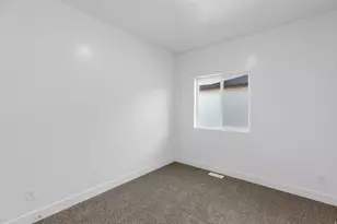 1623 S Sageberry Dr, Santaquin, UT 84655 - Photo 17