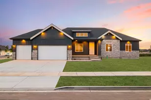 1635 S Sageberry Dr, Santaquin, UT 84655 - Photo 1