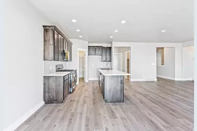 1647 S Sageberry Dr #341, Santaquin, UT 84655 - Photo 5