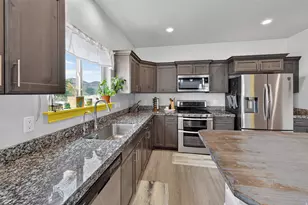 1374 W Ballast Way S, Eagle Mountain, UT 84005 - Photo 19