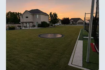136 Harvest Ln, Grantsville, UT 84029 - Photo 3