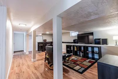 384 E St, Salt Lake City, UT 84103 - Photo 23