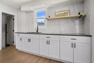 327 35th St, Ogden, UT 84401 - Photo 17