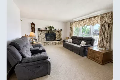 3676 W 4700 S, Roy, UT 84067 - Photo 7