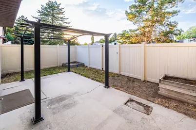 2000 W Stone Creek Dr, West Valley, UT 84119 - Photo 17