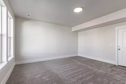 1056 S 2740 E, Spanish Fork, UT 84660 - Photo 3