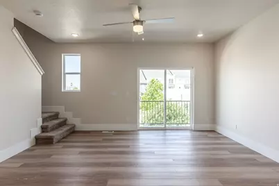 1056 S 2740 E, Spanish Fork, UT 84660 - Photo 7