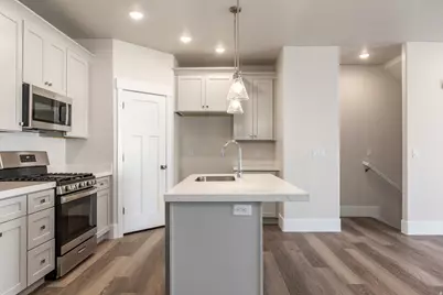 1056 S 2740 E, Spanish Fork, UT 84660 - Photo 13