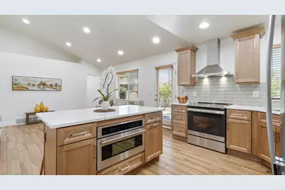 1912 N 2750 W, Clinton, UT 84015 - Photo 19