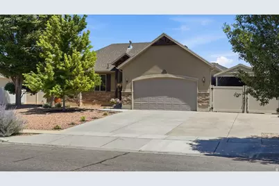 1912 N 2750 W, Clinton, UT 84015 - Photo 3