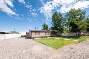 855 E 300 N, Beaver, UT 84713 - Photo 7