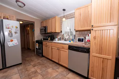 855 E 300 N, Beaver, UT 84713 - Photo 27