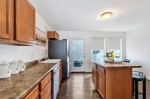 182 E Aparicio Dr, Tooele, UT 84074 - Photo 9