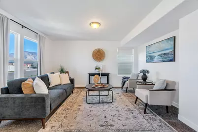 182 E Aparicio Dr, Tooele, UT 84074 - Photo 3