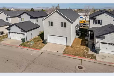 182 E Aparicio Dr, Tooele, UT 84074 - Photo 27