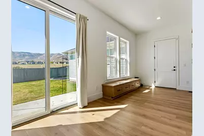 563 W Founders Blvd, Saratoga Springs, UT 84045 - Photo 33