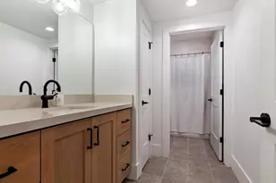 563 W Founders Blvd, Saratoga Springs, UT 84045 - Photo 31
